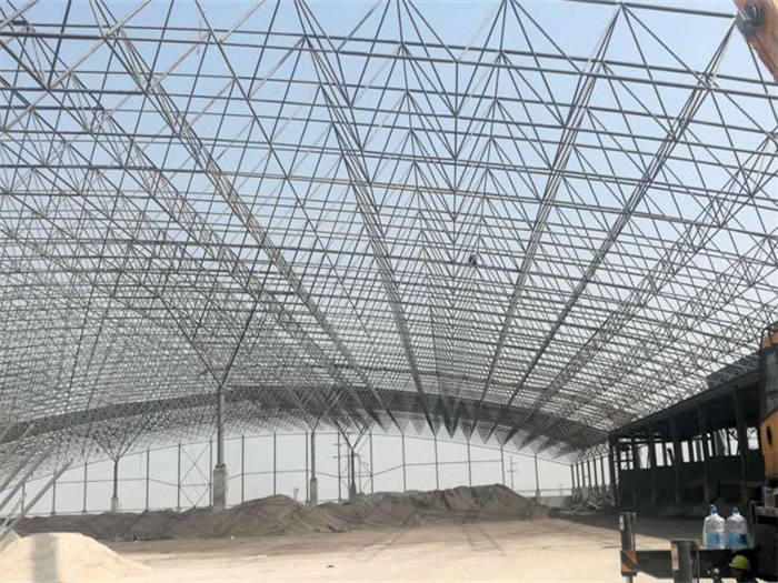 鞍山钢厂料仓网架工程